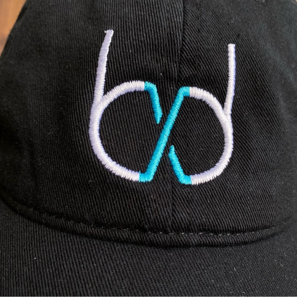 LL Bean 100% Cotton Twill Adjustable Baseball Hat Black With Logo Embroidered - Picture 2 of 6